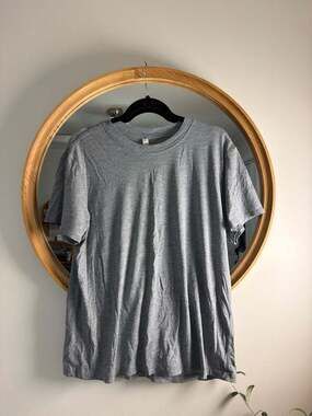 Lululemon Love Tee Gray Crew Neck Short Sleeve T-Shirt Size 6